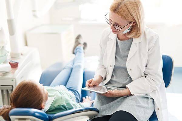 Get a free consultation today Milwaukee dentist using online accounting services